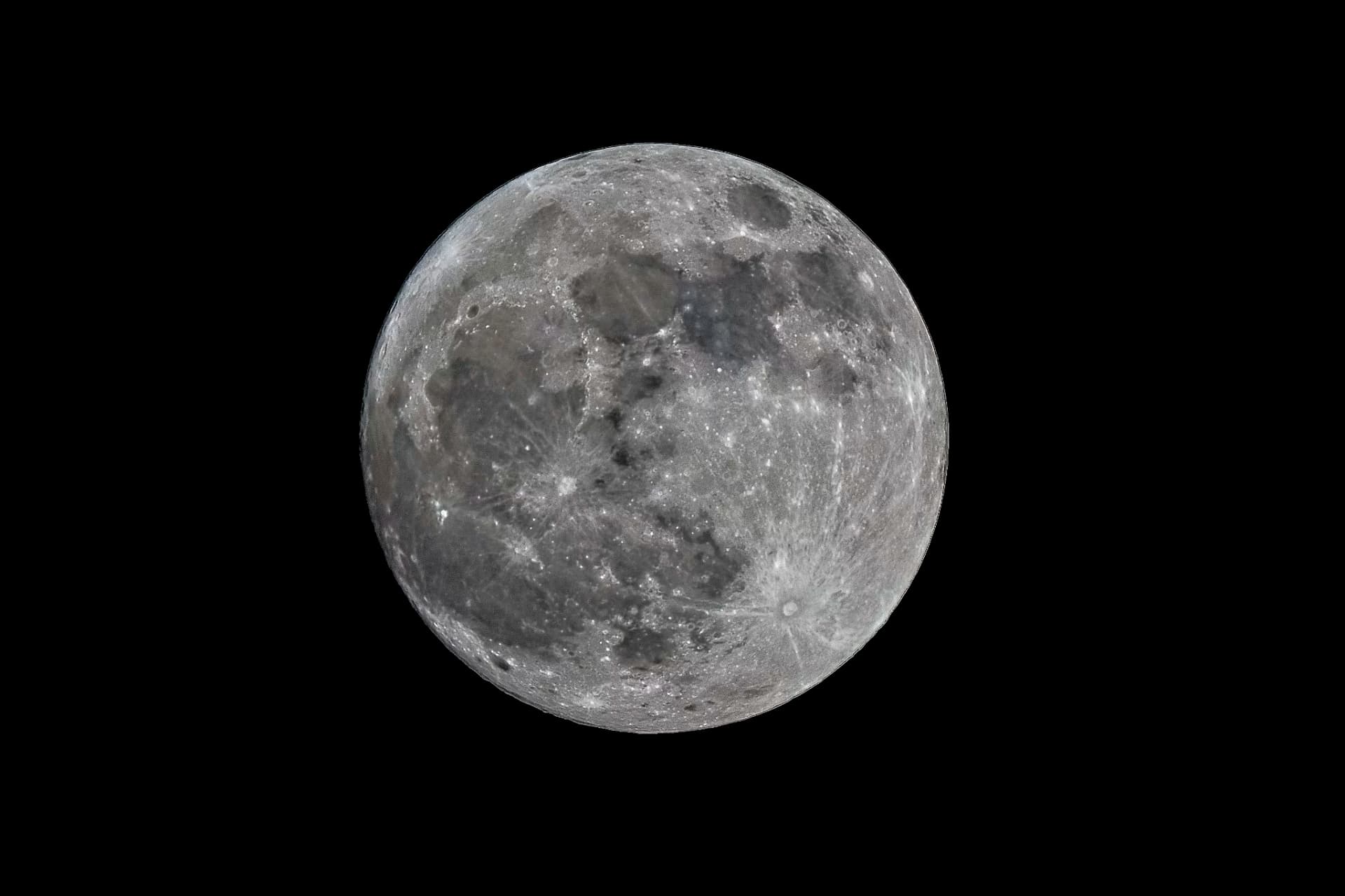 Behind The Shot: Strawberry Supermoon