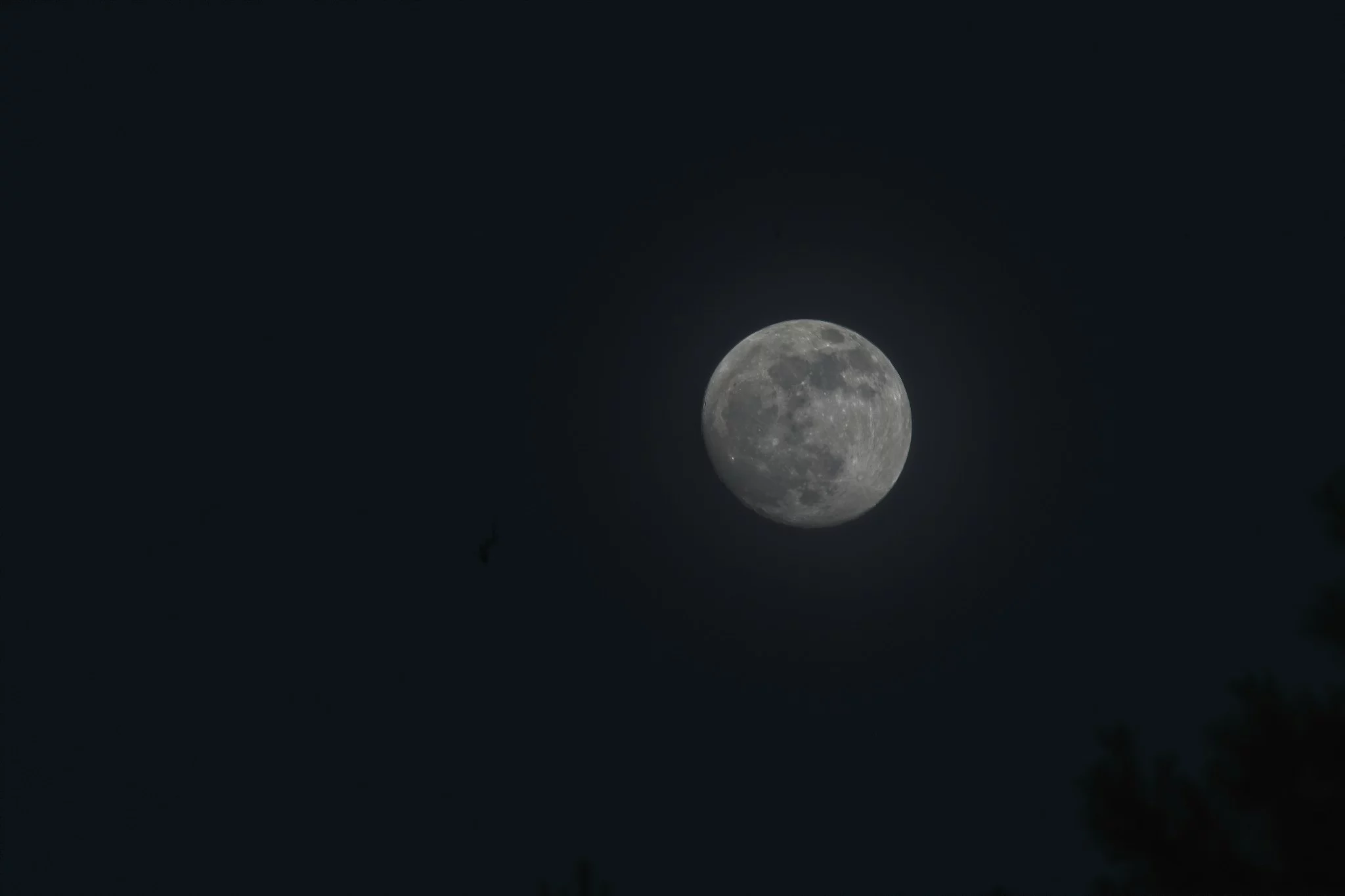 3-shot HDR exposure bracket of the June 12 moon