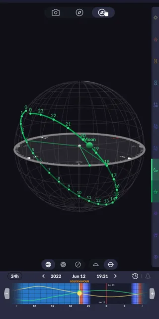 Screenshot of the Ephemeris Sun and Moon app showing the moon's rise time and position